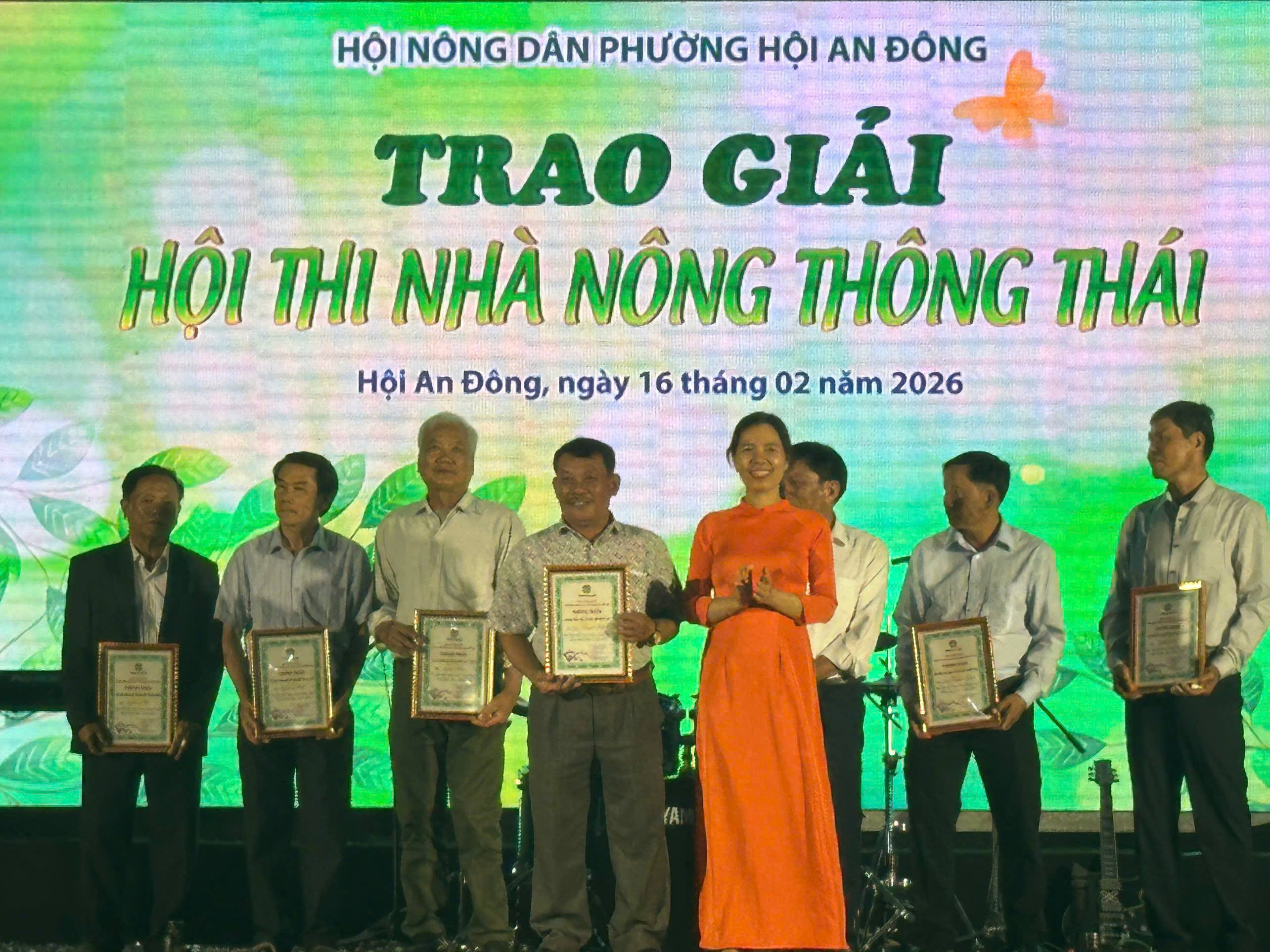anh tin bai